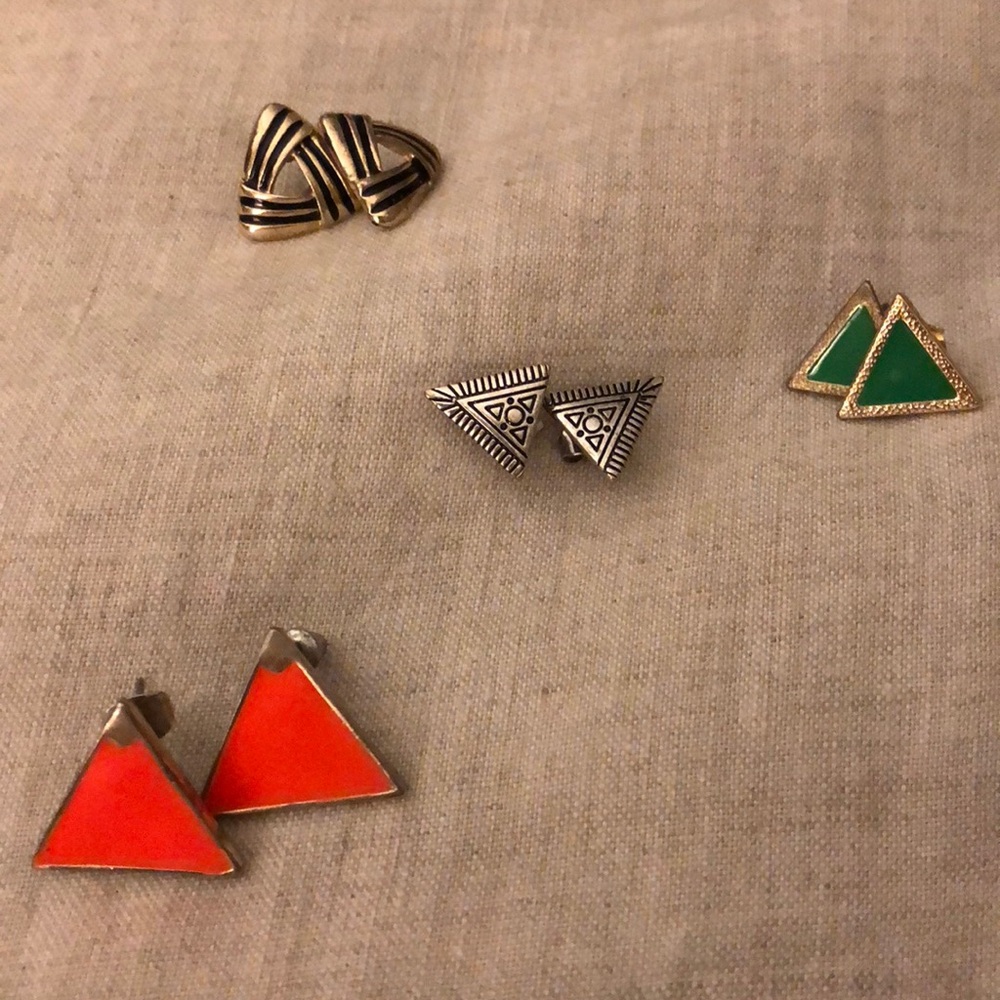 Triangle earrings *LOT*